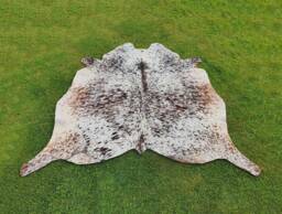 Large Brindle Cowhide Rugs - Brazillian For Bedroom Ready To Ship Free Shiping Uk/Usa/Canada Tricolor Speckled Cow Skin - thumbnail 1