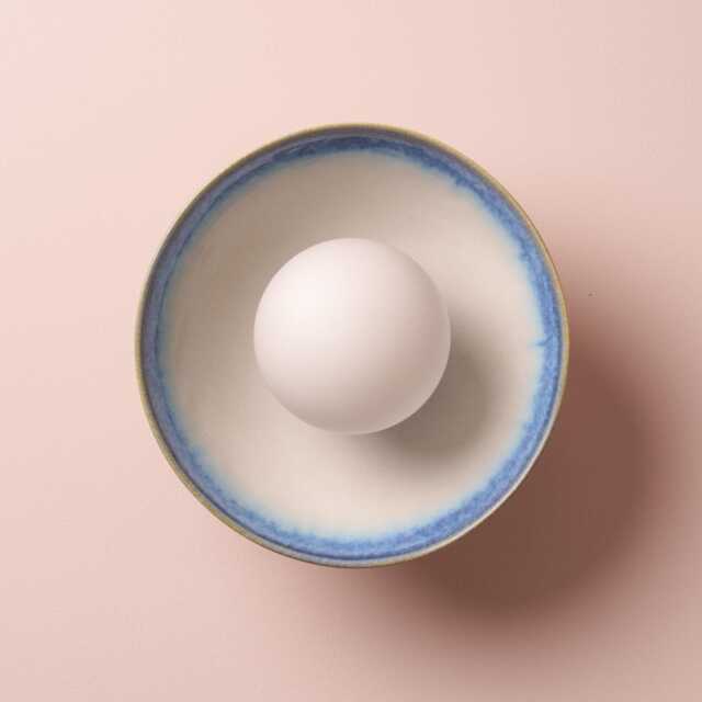 Blue & White Small Dawn Wall Light in Ceramic Oak - image 1
