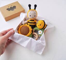 Honey Bee Baby Gift Box With Small Crochet Toy, Bumble Toy & Sunflower Summer Shower For Mom To Be - thumbnail 1