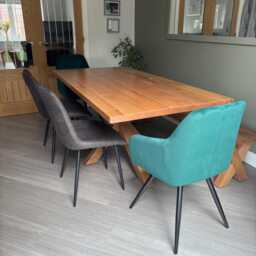 Solid Oak Dining Table & Bench Set - thumbnail 4