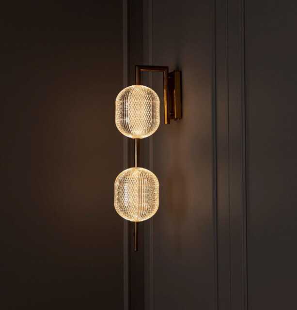 Transparent Acrylic Wall Sconce - Brushed Brass Metal Finish, Led Lighting - image 1