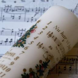 1 Danish Calendar Candle 24 cm With Christmas Carol & Trees - thumbnail 2