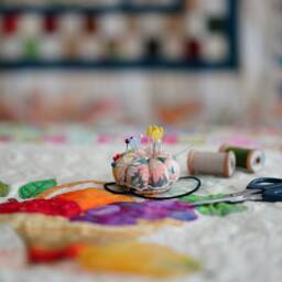 Handmade Fruit Basket Art Quilt Batik Applique Wall Decor - thumbnail 4