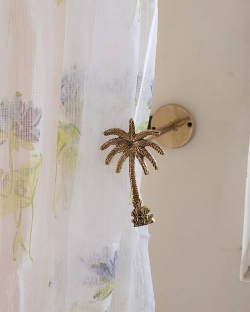 Palm Tree Tie Back Set Of 2, Brass 2x Large Curtain Back, Wall Mount, Hold Gold, Window Treatments, Curtain Accessories - image 1