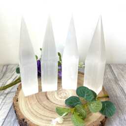 Selenite Tower Polished Point - thumbnail 3