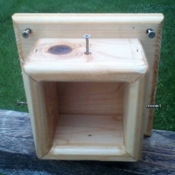 Ceder Wood 4x4 Post Mount For Large Bird Feeders Or House - thumbnail 2