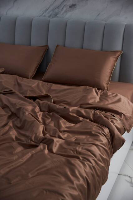 Chocolate Sateen Fitted Sheet 100% Cotton 300Tc - image 1