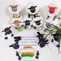 Hull Fc Supersheep Toilet Roll Holder - Black & White Rugby Gift, Airlie Birds Fan Bathroom Sheep Decor, Superleague Rivalry - thumbnail 4