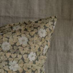 Wood-Sorrel, Handmade Decorative Linen Pillowcase, Sofa Cushion Cover With Floral Print, Throw Pillow, Printed Natural Fabric Flowers - thumbnail 3