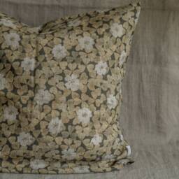 Wood-Sorrel, Handmade Decorative Linen Pillowcase, Sofa Cushion Cover With Floral Print, Throw Pillow, Printed Natural Fabric Flowers - thumbnail 2