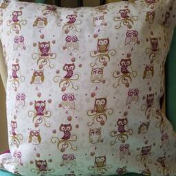 Burgandy & Cream Owl Cushion - thumbnail 3