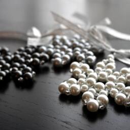 Modern Christmas Tree Ornament Gray Black Pearl Snowflake Beaded Crystal Star Christmas Decor Holiday Decorations - thumbnail 4
