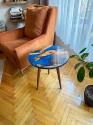 Live Edge Walnut Blue Epoxy Round Side Table, 20 Inch Modern Mid-Century Accent