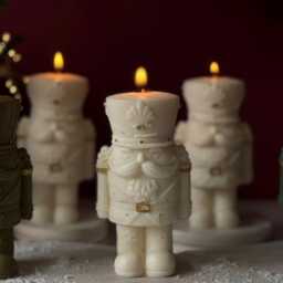 Nutcracker Candle Christmas Soldier, Scented Soy Wax Candle - thumbnail 2