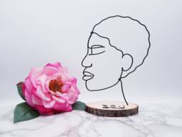 African Woman Wire Sculpture, Abstract Face Art, Desk Decor - thumbnail 1