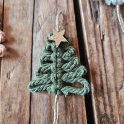 Christmas Tree Gifts Pendants // Macrame - thumbnail 3