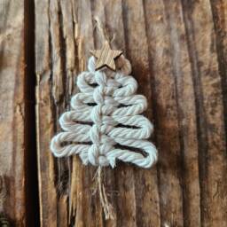 Christmas Tree Gifts Pendants // Macrame - thumbnail 4