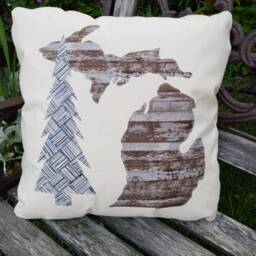 18 Inch Rustic Michigan Pillow - thumbnail 2