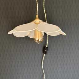 7-Petal Linen & Rattan Flower Lamp - Chandelier Wall Light Handcrafted - thumbnail 2