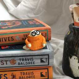 Lulu Book Loving Ghost Companion - thumbnail 3
