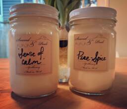 Hand Poured 100% Soy Wax Candles. Made With All Natural Essential Oil & Fragrance Oils. Cotton WickLong LastingClean Burn - thumbnail 1