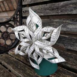 Christmas Carol Book Tree Topper. Or Choose Your Book Colors. Twisted Star, Rustic Decoration, Holiday. Dickens - thumbnail 2