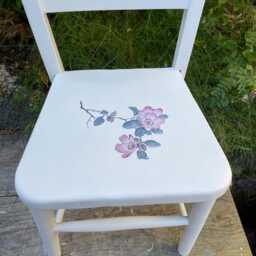 Children's Personalised Vintage School Chair With Flower Theme - thumbnail 4