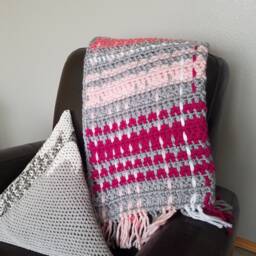 Pink Plaid Woven Baby Blanket - Chunky Celtic Design, Nursery Decor - thumbnail 2