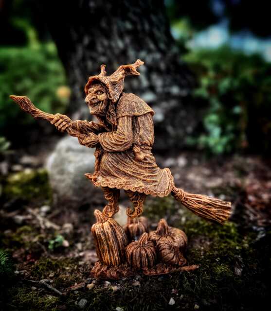 La Befana The Witch Statue, Hand Painted Resin Sculpture - Rustic Folklore Crone Figurine Spooky Home Decor For Halloween Dark Christmas - image 1