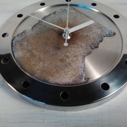 Rust Metal Round Wall Clock Modern Electric Clock - 8.7 - thumbnail 3