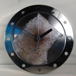 Rust Metal Round Wall Clock Modern Electric Clock - 8.7 - thumbnail 2
