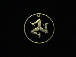 Isle Of Man - Cut Coin Pendant with Triskelion 1975 Rare - thumbnail 1