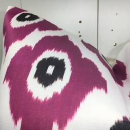 Silk Ikat Pillow Cover - 24x24, Handwoven Decorative Cushion - thumbnail 2