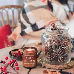 Handmade Christmas Soy Candle With Cinnamon & Apple Scent, Crackling Wooden Wick, Eco-Friendly Vegan, Perfect Holiday Gift - thumbnail 3