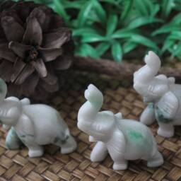 striking Zigzag, Moss in Snow Patterned, Light-Green Jadeite Jade - Grade A Hand Carved Thai Elephant Figurine - thumbnail 4