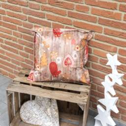 Oilcloth Cushion Gingerbread At Christmas - Outdoor Cushions For A Beautiful Garden & Balcony in Winter - thumbnail 2