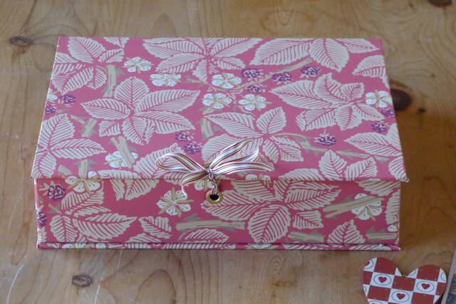 William Morris Box File in Bramble Claret - A4 Office Collection & Stationery Handmade England - image 1