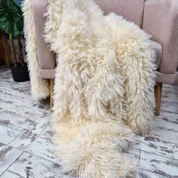 Luxury Mongolian Faux Fur Throw Blanket - Cream Curly Bedspread With Ivory Faux-Suede Backing - thumbnail 3