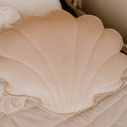 "Velvet Shell Pillow ""Apricot Pearl" - thumbnail 3