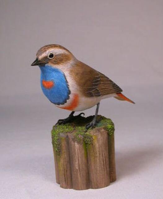 Bluethroat Wooden Carved Bird Carving - image 1