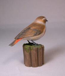 Bluethroat Wooden Carved Bird Carving - thumbnail 2