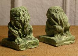 Miniature Cthulhu Figures in Magical Pairs - thumbnail 1