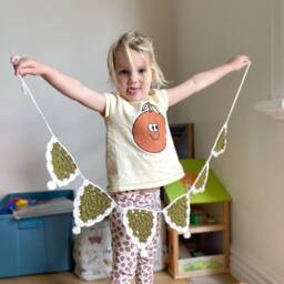 Handmade Crochet Triangle Bunting - Nursery Decor - thumbnail 4