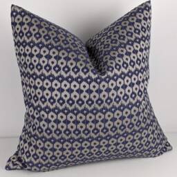 Clarke & Indigo Geometric Ikat Design Luxury Cushion Cover Glamorous Fabric, Modern Sofa Bed Pillow Euro Sham Accent Home Decor - thumbnail 3