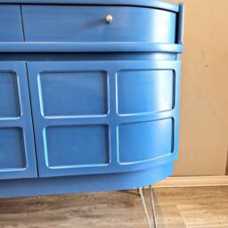 Mid Century Luxury Sideboard Nathan - Curved Teak Lake Blue Steel Hairpin Legs - thumbnail 3
