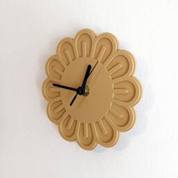 Mini Flower Acrylic Wall Clock - Melon Pink - thumbnail 3