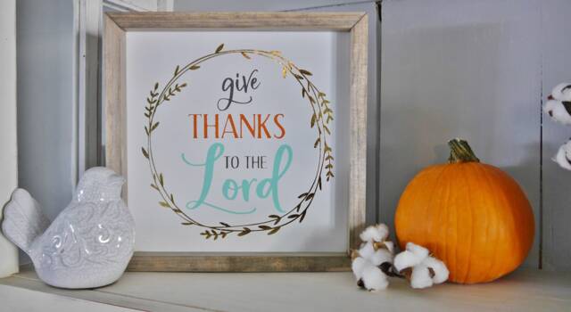 Give Thanks To The Lord Wooden Sign - Christian Wall Art Bible Verse Fall Home Decor Thanksgiving Wreath Farmhouse Signs - image 1