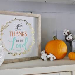 Give Thanks To The Lord Wooden Sign - Christian Wall Art Bible Verse Fall Home Decor Thanksgiving Wreath Farmhouse Signs - thumbnail 3