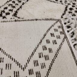 Handwoven Beni Ouarain Rug - Moroccan Berber Wool, Geometric Design - 8 Ft X 10 Ft - thumbnail 4