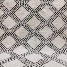 Handwoven Beni Ouarain Rug - Moroccan Berber Wool, Geometric Design - 8 Ft X 10 Ft - thumbnail 3